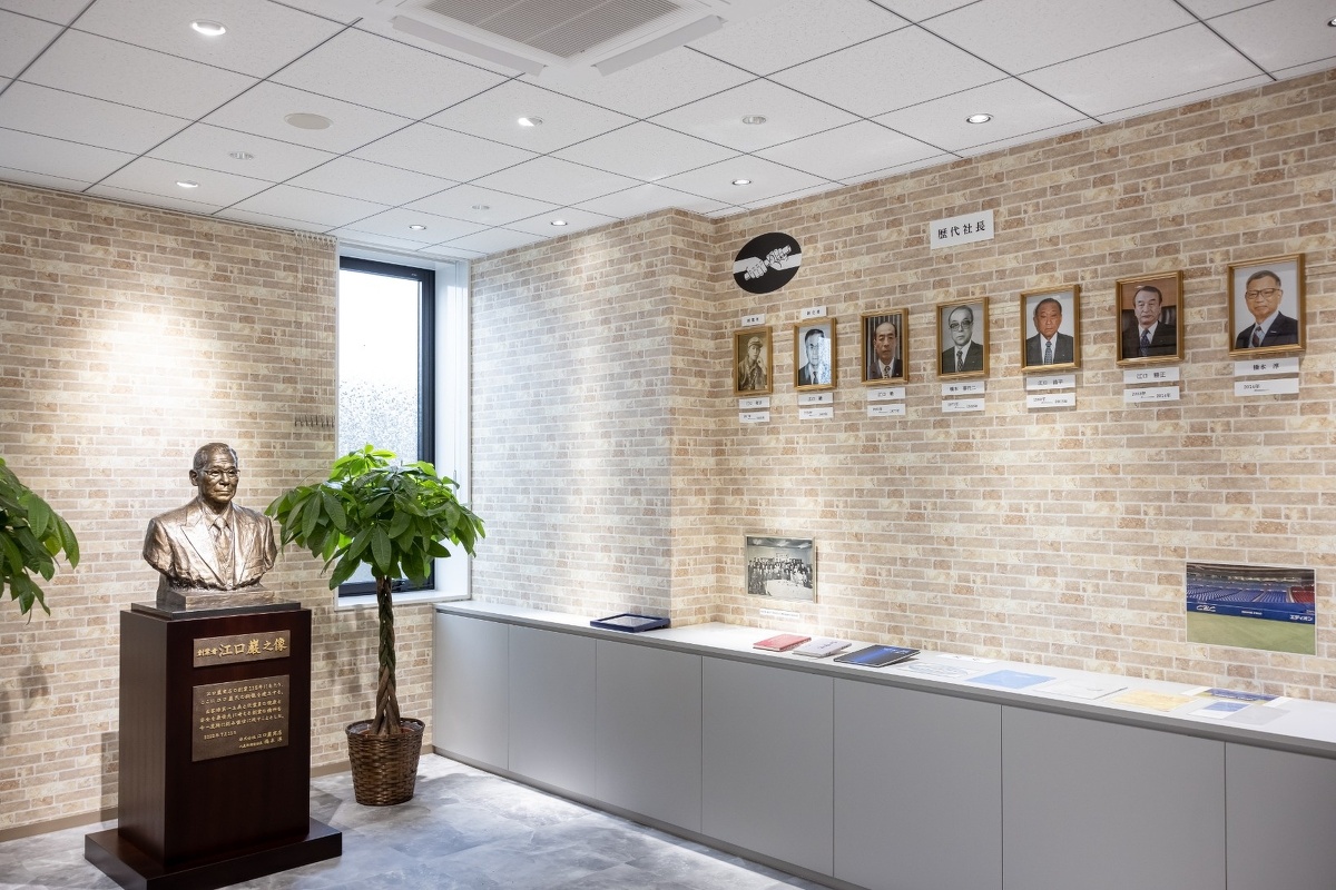 江口巖商店の創業から現在がわかる歴史館。